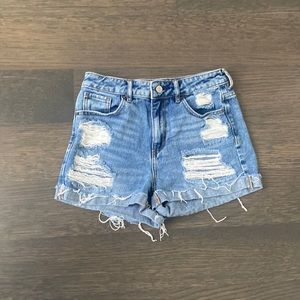 PACSUN DISTRESSED MOM JEAN SHORTS SIZE 25